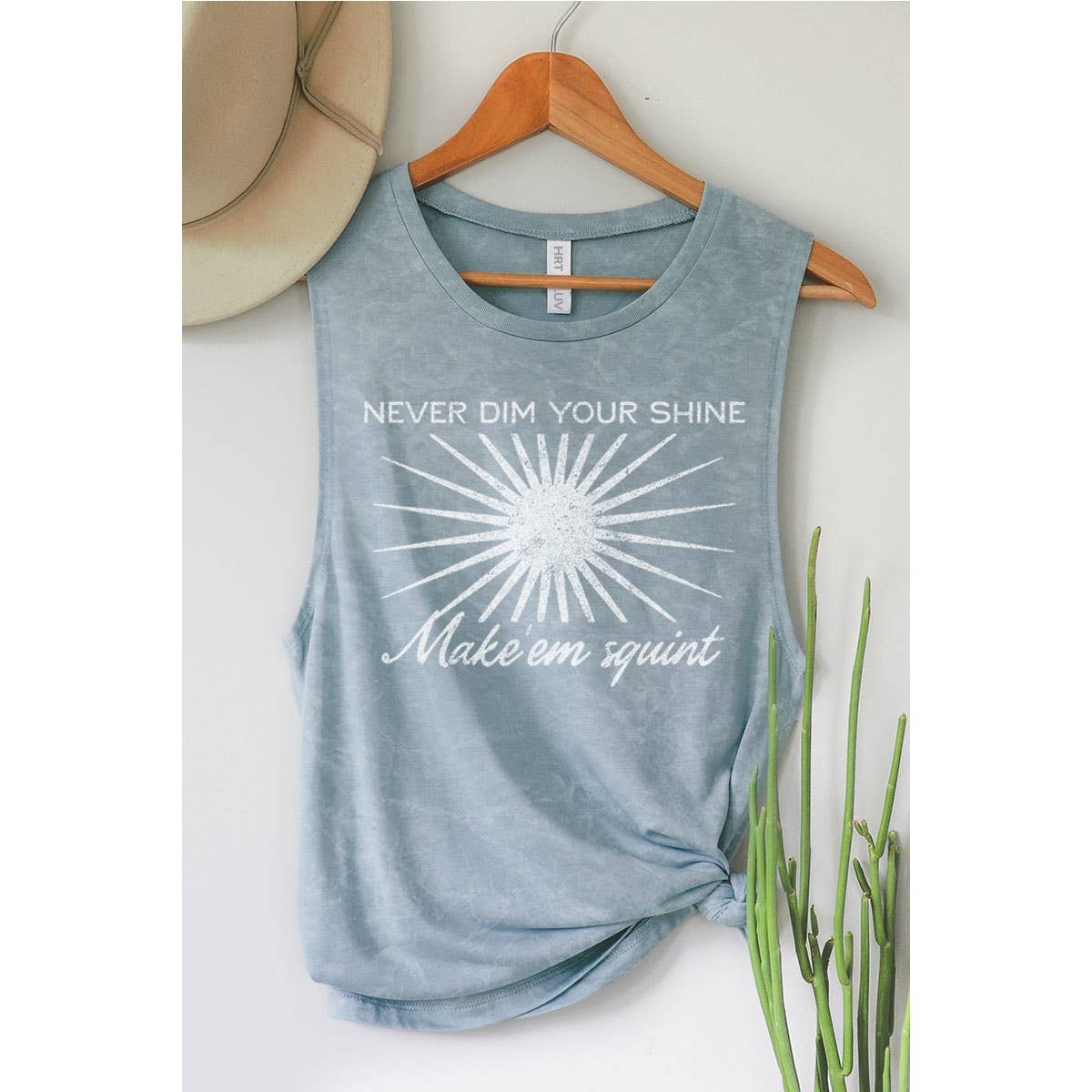 NEVER DIM YOUR SHINE GRAPHIC TANK TOP