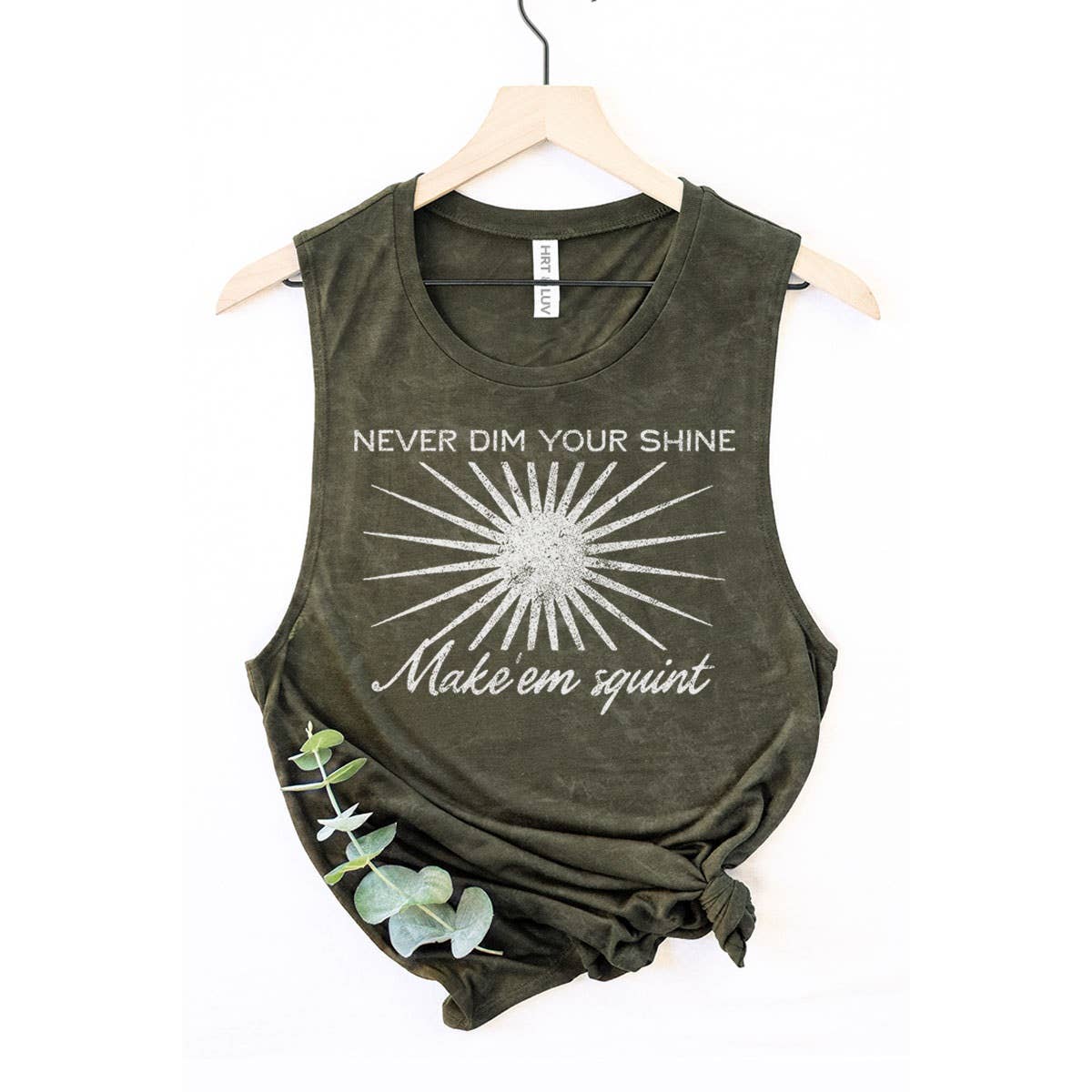 NEVER DIM YOUR SHINE GRAPHIC TANK TOP