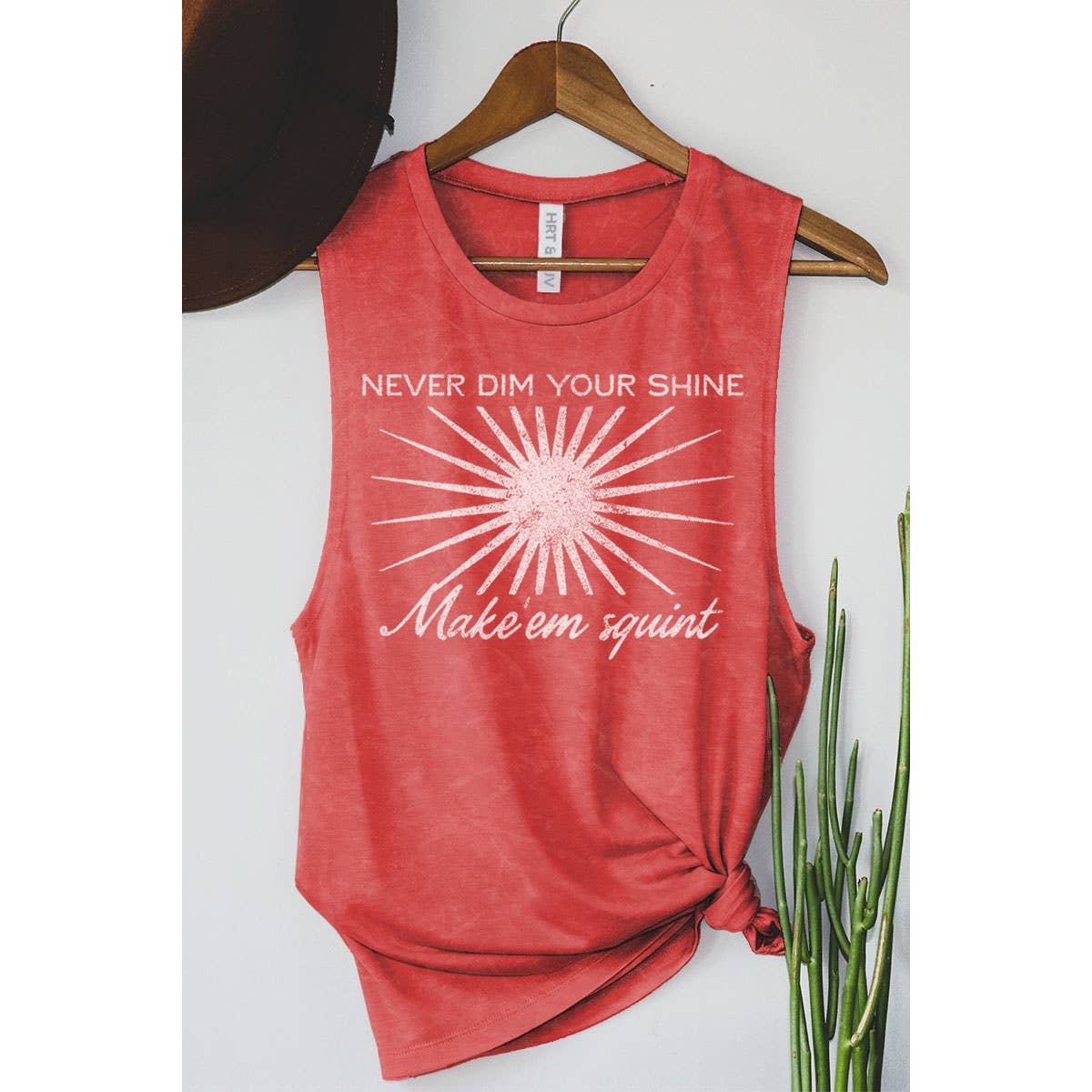 NEVER DIM YOUR SHINE GRAPHIC TANK TOP