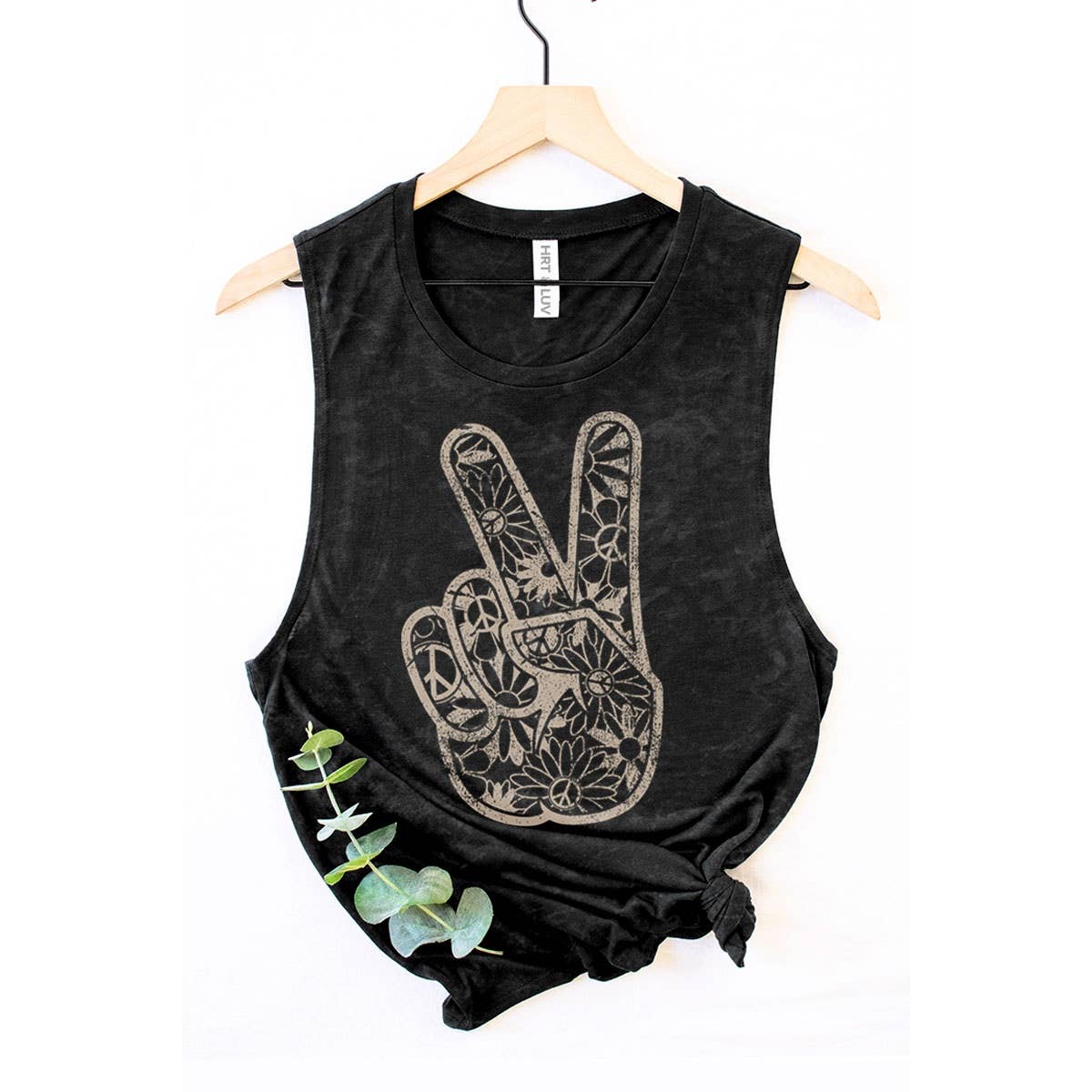 PEACE AND LOVE SIGN GRAPHIC TANK TOP